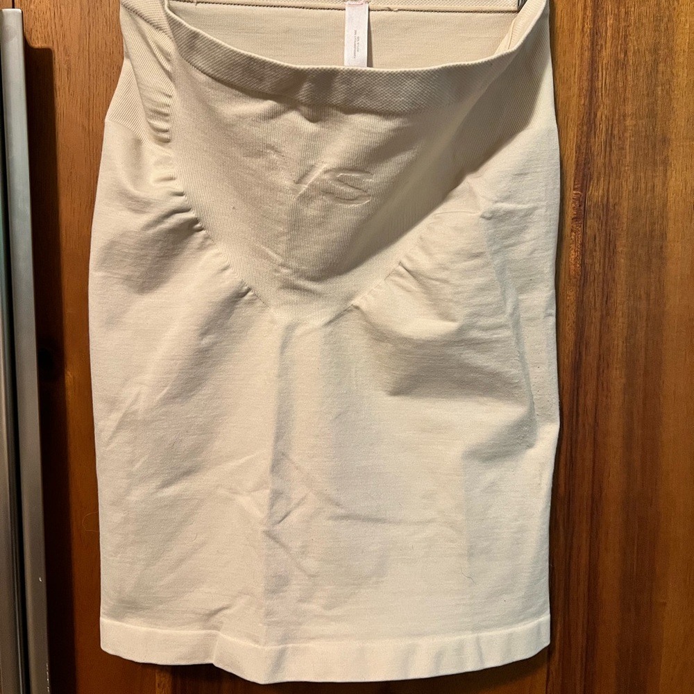 SHAPEWEAR for under skirts